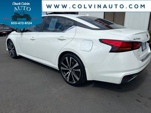 Used 2021 Nissan Altima 2.5 SR FWD image 10