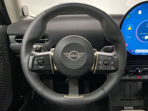 Certified 2025 MINI Cooper S image 15