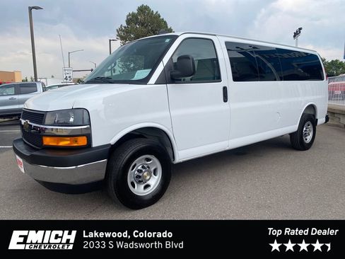 Used 2025 Chevrolet Express 3500 LT w/ LT Preferred Equipment Group RWD image 1