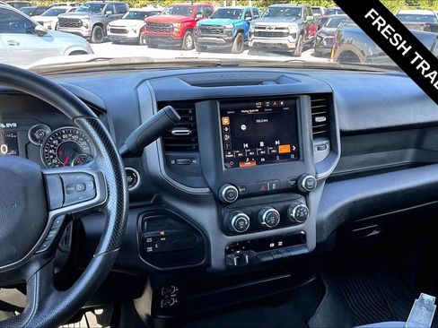 Used 2024 RAM 3500 Tradesman w/ Chrome Appearance Group AWD/4WD image 9