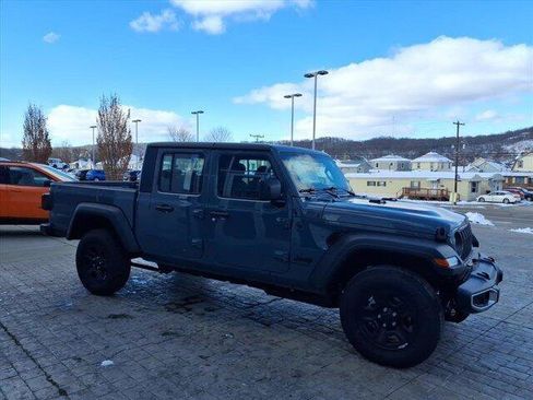 New 2026 Jeep Gladiator Sport AWD/4WD image 5