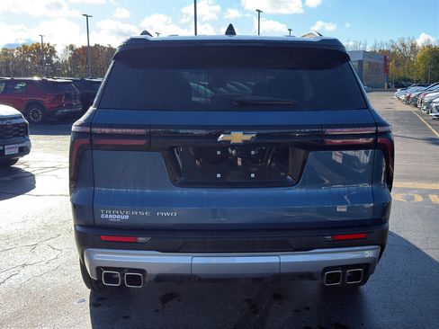 Certified 2025 Chevrolet Traverse LT image 7