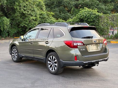 Used 2015 Subaru Outback 2.5i Limited AWD/4WD image 8