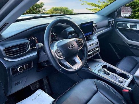 Certified 2023 Ford Explorer XLT w/ Equipment Group 202A image 13