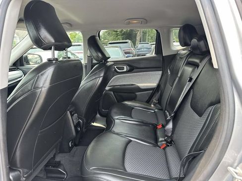 Certified 2022 Jeep Compass Latitude AWD/4WD image 7