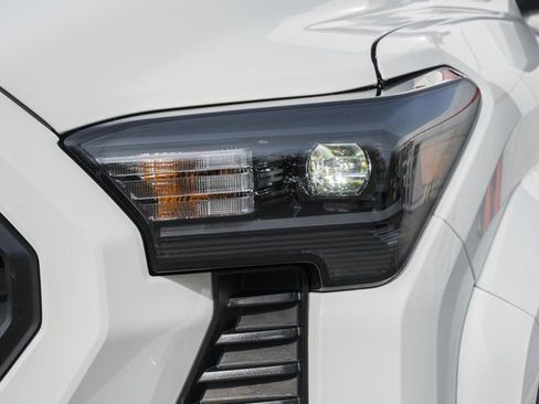 New 2025 Toyota Tacoma SR5 image 11