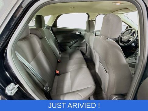 Used 2016 Ford Focus SE image 29