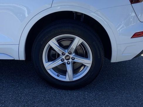 Used 2023 Audi Q5 2.0T Premium w/ Convenience Package AWD/4WD image 12
