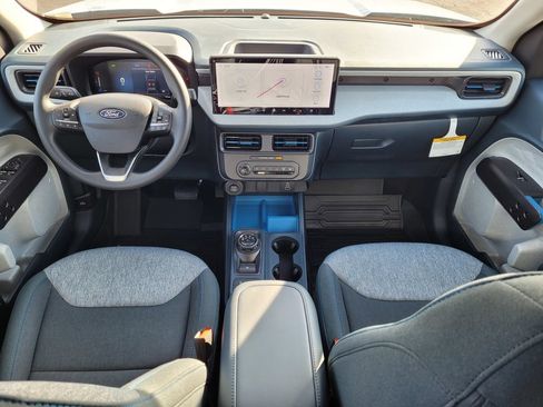 New 2026 Ford Maverick XLT w/ XLT Luxury Package AWD/4WD image 6