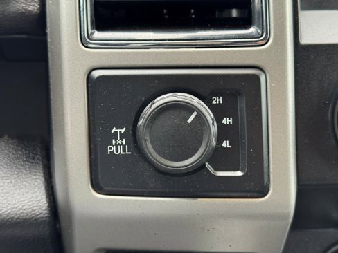 Used 2019 Ford F250 Lariat image 21