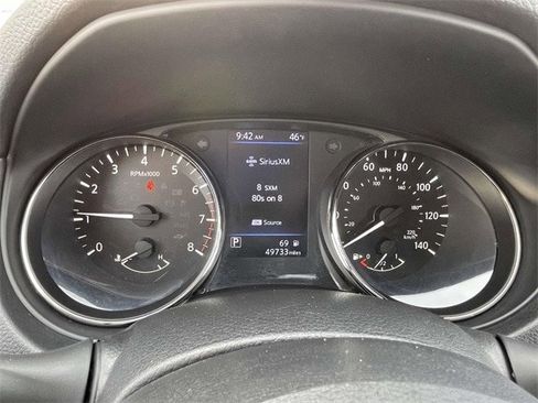 Used 2021 Nissan Rogue Sport S image 5