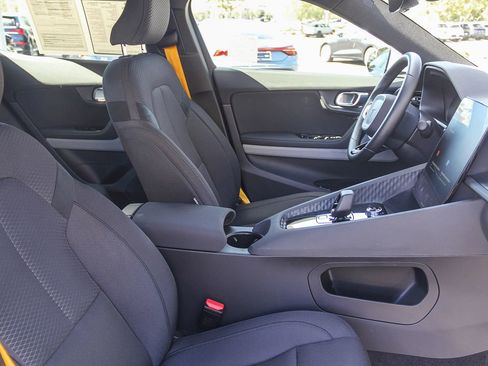 Used 2023 Polestar Polestar 2 w/ Pilot Pack image 22