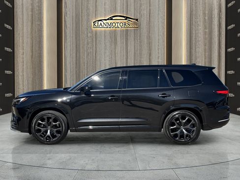 Used 2024 Lexus TX 500h AWD w/ Technology Package image 7