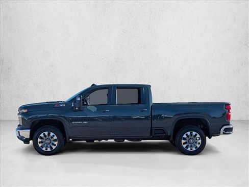 New 2026 Chevrolet Silverado 2500 LT image 8