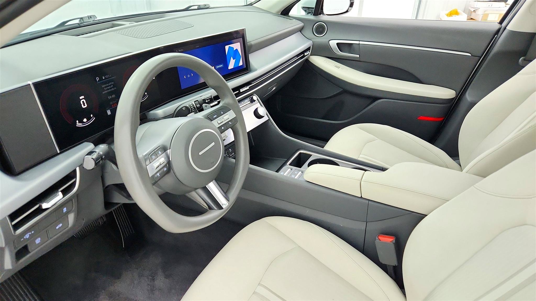 Used 2024 Hyundai Sonata SEL FWD image 25