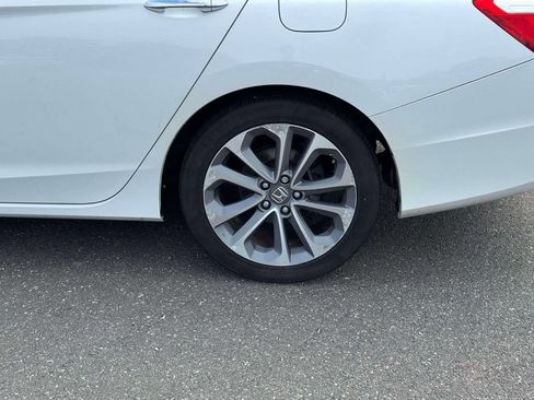 Used 2014 Honda Accord Sport image 11