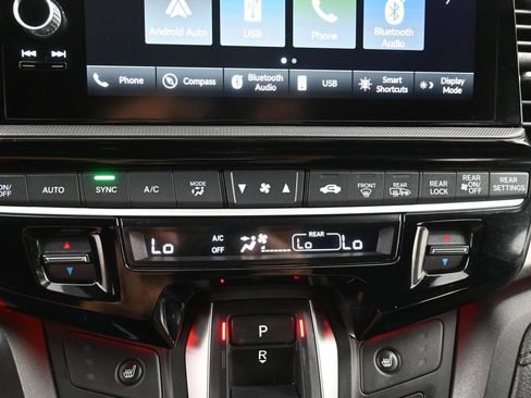 Used 2025 Honda Odyssey Sport-L image 13
