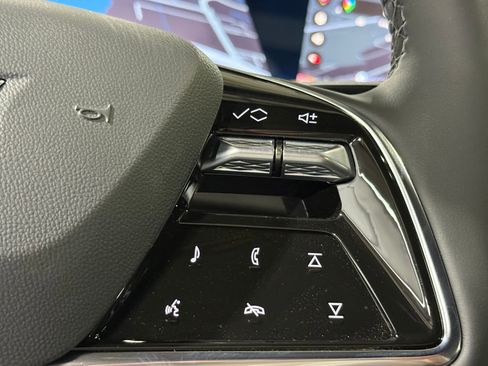 New 2026 Cadillac Optiq Sport 1 w/ LPO, Floor Liner Package image 28