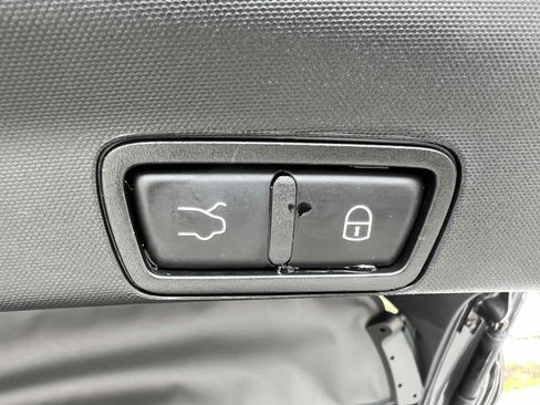 Used 2020 Alfa Romeo Stelvio Ti w/ Nero Edizione image 12