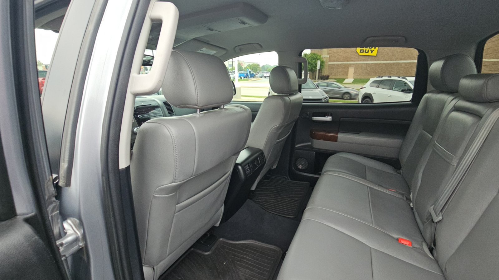 Used 2013 Toyota Tundra Limited AWD/4WD image 25