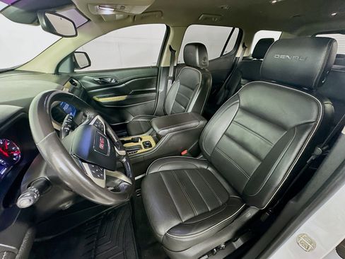 Used 2019 GMC Acadia Denali image 13