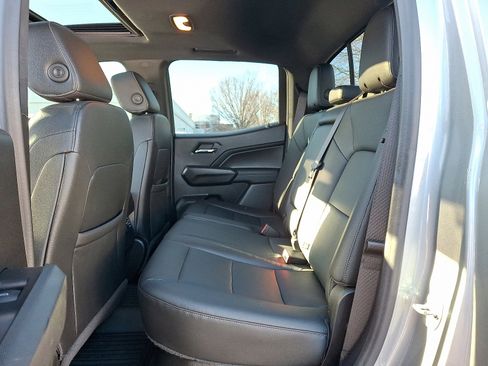 Used 2023 GMC Canyon Elevation w/ Elevation Premium Package image 10