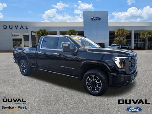 Used 2024 GMC Sierra 3500 Denali Ultimate image 1