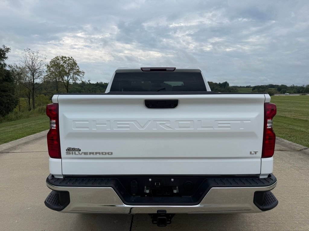 Used 2024 Chevrolet Silverado 1500 LT AWD/4WD image 4