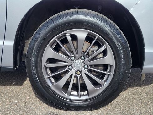 Used 2018 Acura RDX AWD w/ Advance Package image 11