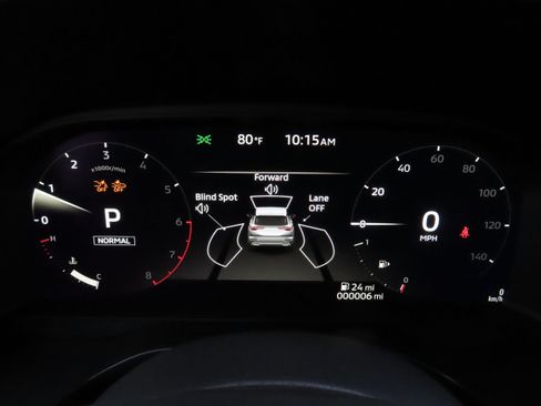 New 2025 Mitsubishi Outlander SE image 11