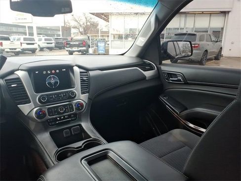 Used 2016 GMC Yukon SLE w/ HD Trailering Package image 13