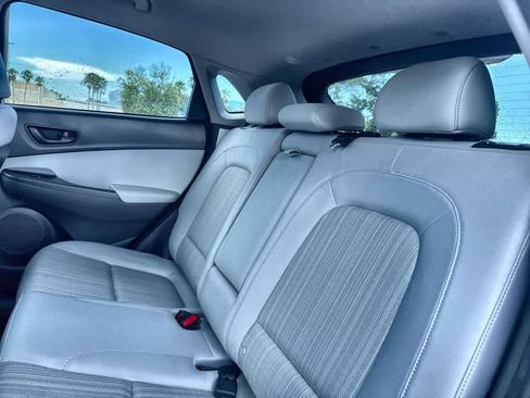 Used 2023 Hyundai Kona SEL AWD/4WD image 22