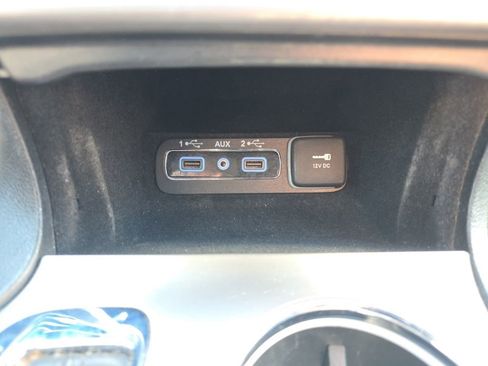 Used 2022 Jeep Grand Cherokee Limited image 29