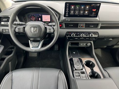 New 2026 Honda Pilot Elite image 3