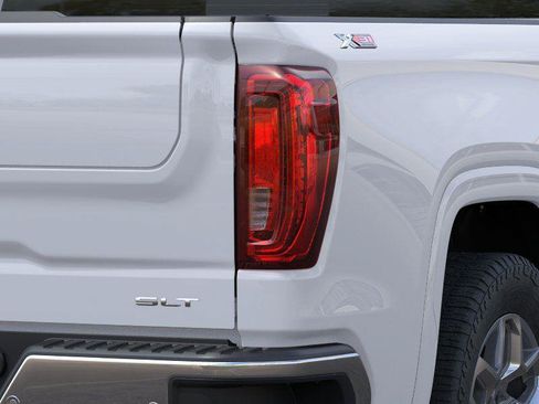 New 2026 GMC Sierra 1500 SLT w/ SLT Premium Plus Package AWD/4WD image 11