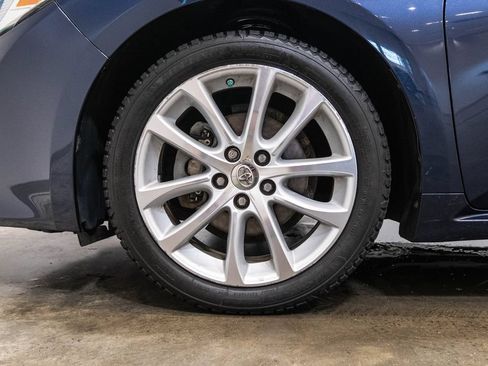 Used 2014 Toyota Avalon Limited FWD image 11