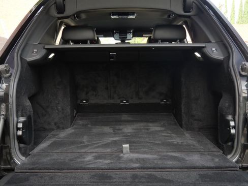 Used 2021 Rolls-Royce Cullinan image 29