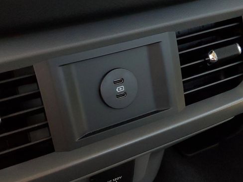 New 2025 Ford F150 Lightning Flash image 27