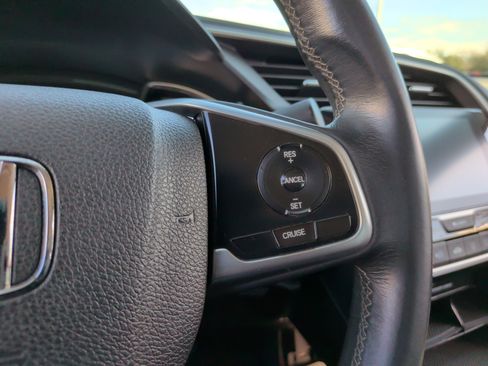 Used 2017 Honda Civic EX-L image 21