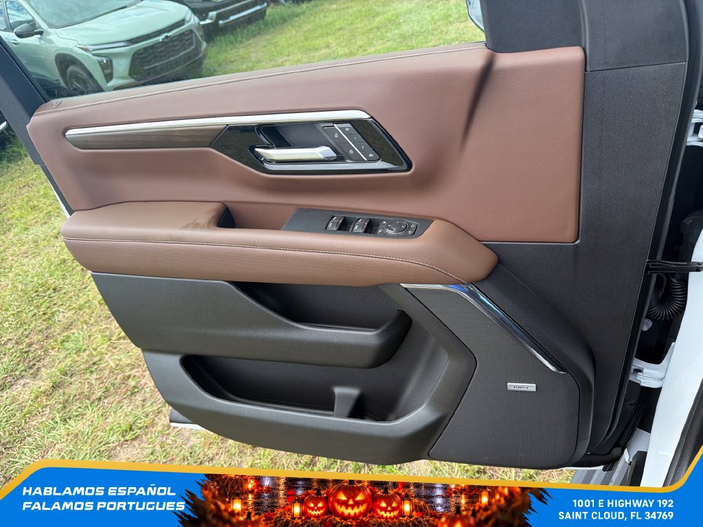 New 2026 Chevrolet Suburban High Country AWD/4WD image 12