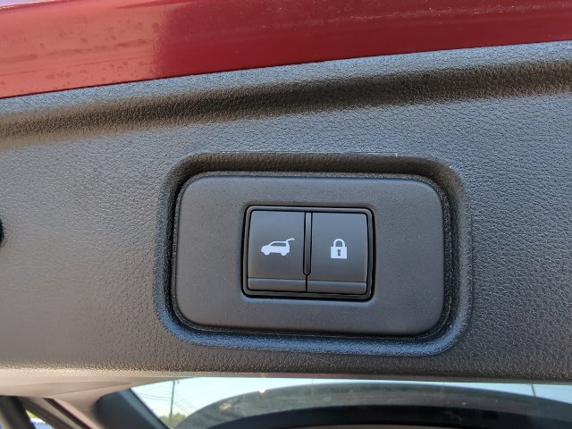 Used 2026 Nissan Pathfinder SL FWD image 37