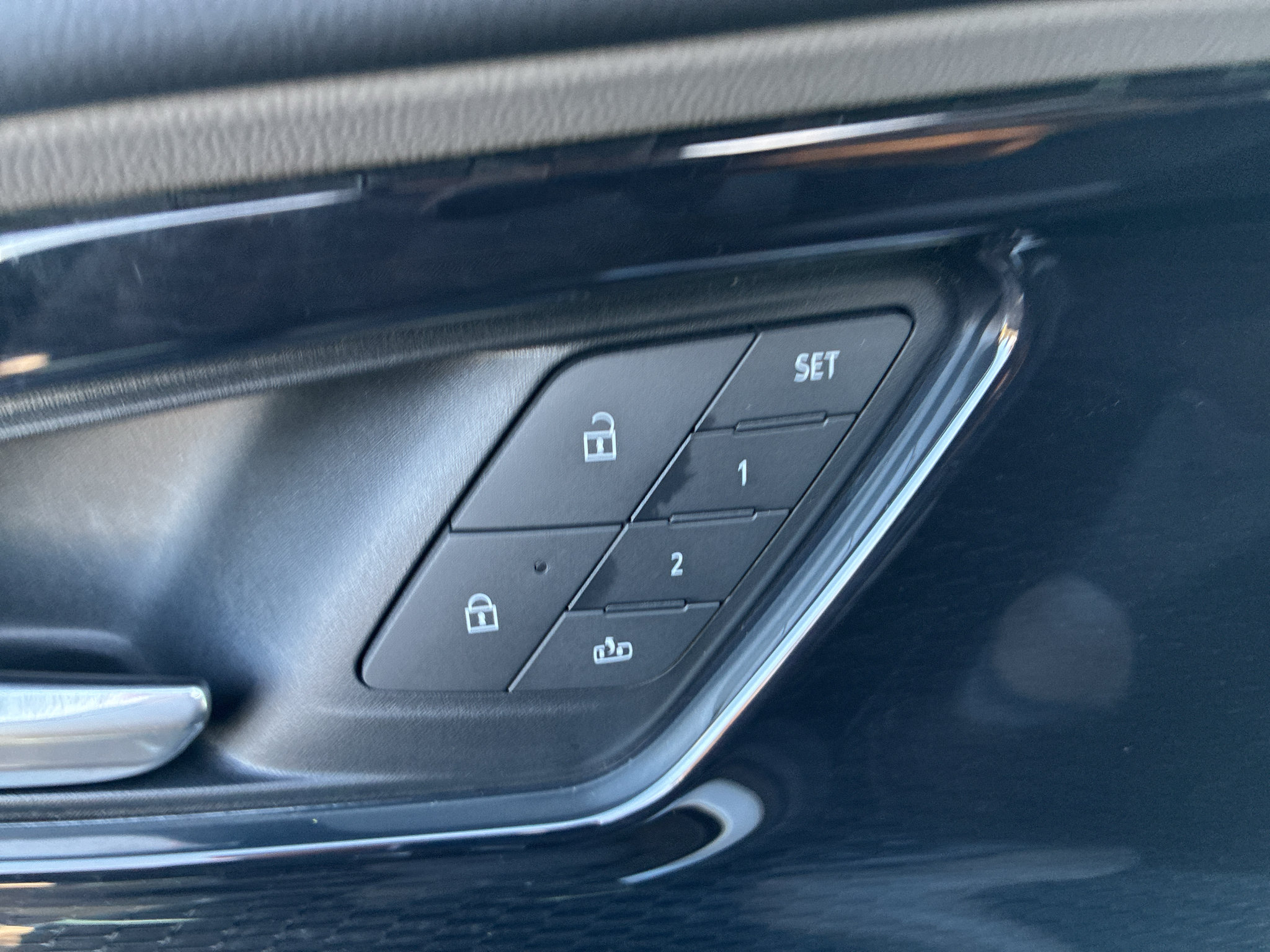 Used 2025 Chevrolet Blazer EV SS AWD/4WD image 16