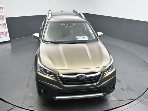 Used 2020 Subaru Outback Touring image 11