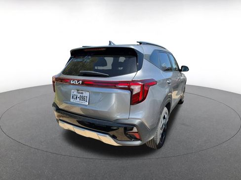 Used 2025 Kia Seltos S FWD image 8
