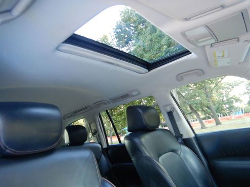 Used 2017 Nissan Armada Platinum w/ Captain Seat Package image 20