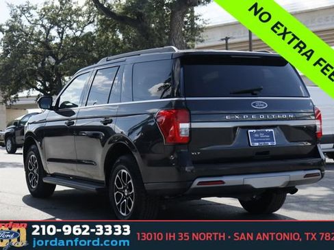 Certified 2024 Ford Expedition XLT RWD image 5