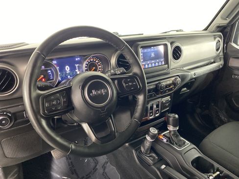 Used 2023 Jeep Wrangler Sport AWD/4WD image 18