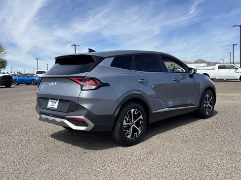 Certified 2023 Kia Sportage EX FWD image 5