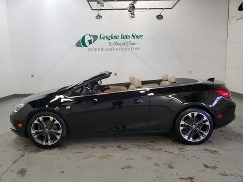 Used 2017 Buick Cascada Premium image 3