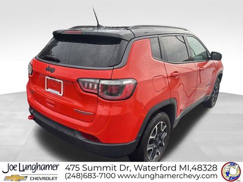 Used 2020 Jeep Compass Trailhawk AWD/4WD image 3